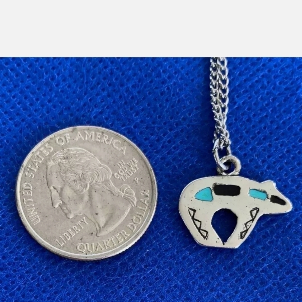 Hand painted Southwest Design Silver Tone Bear Pendant Necklace Sz 24" - Picture 3 of 3